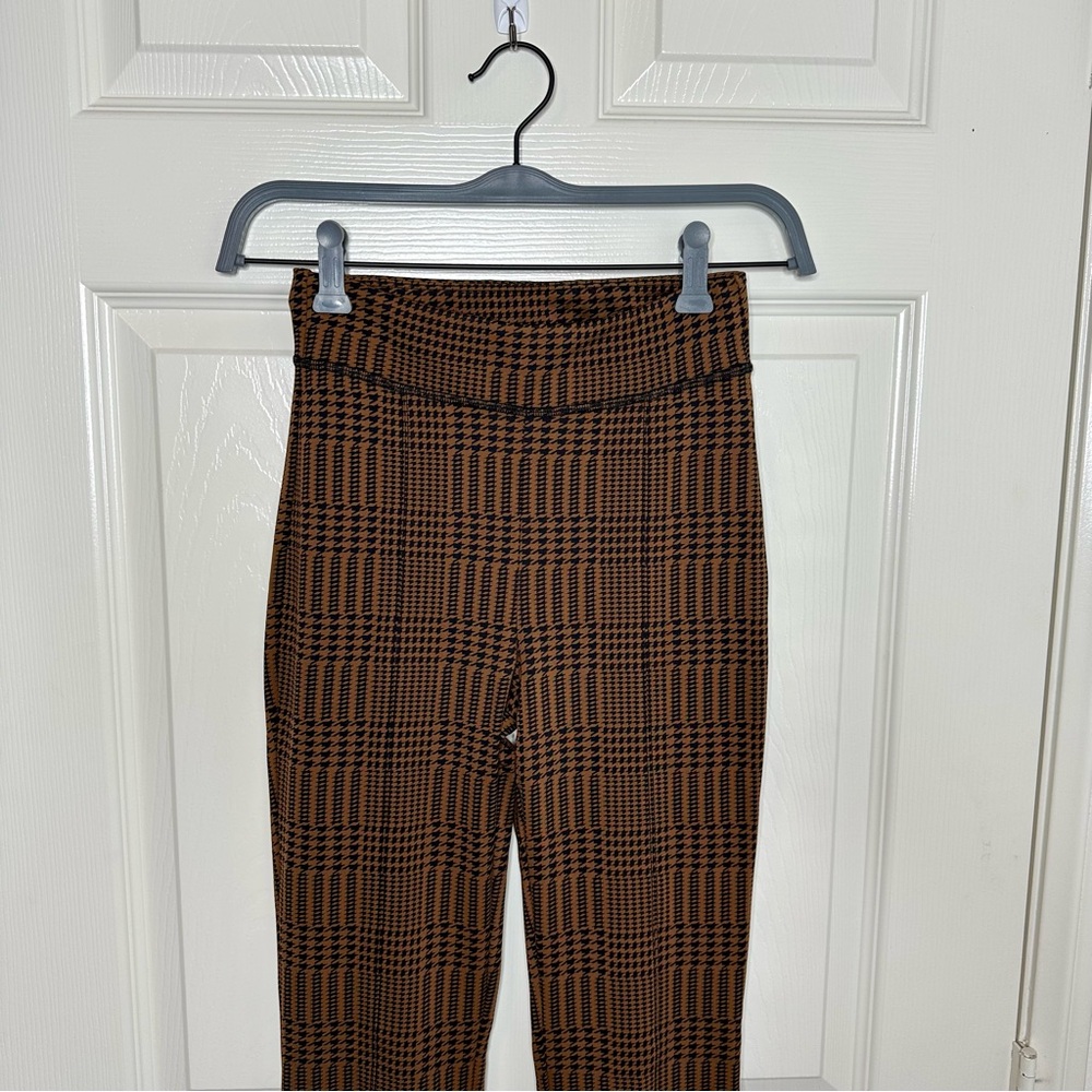NWOT Jacquard High-Waist Glenplaid Flutter Leggings Cinnamon Brown/Black Size XS - Picture 12 of 16